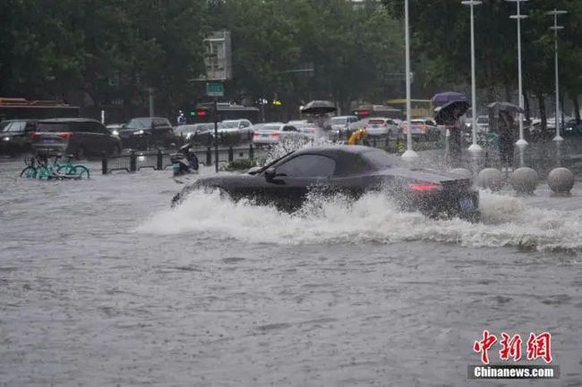 特大暴雨最新视频，揭示暴雨的威力与影响